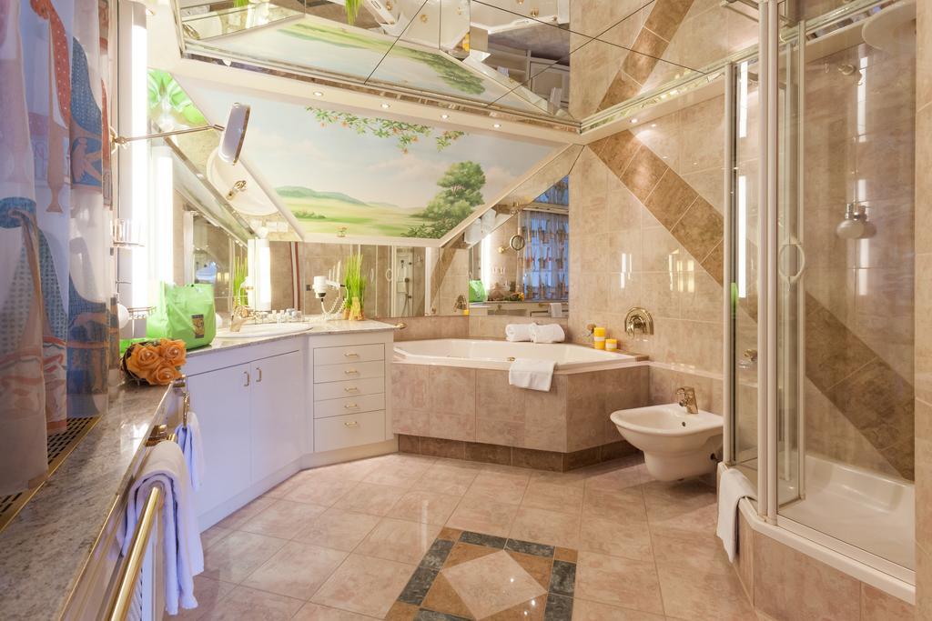 Villa Katharina Penthouse Wohnung Виллинген Номер фото